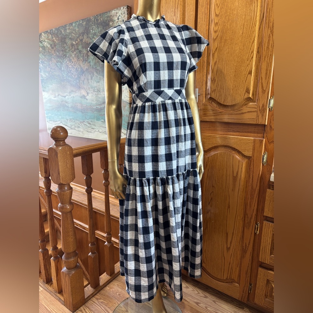 Checkered Maxi Dress - Picture 4 of 11